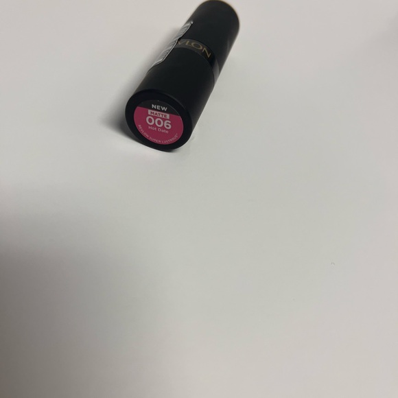 Super Lustrous Revlon Lipstick - Picture 3 of 5